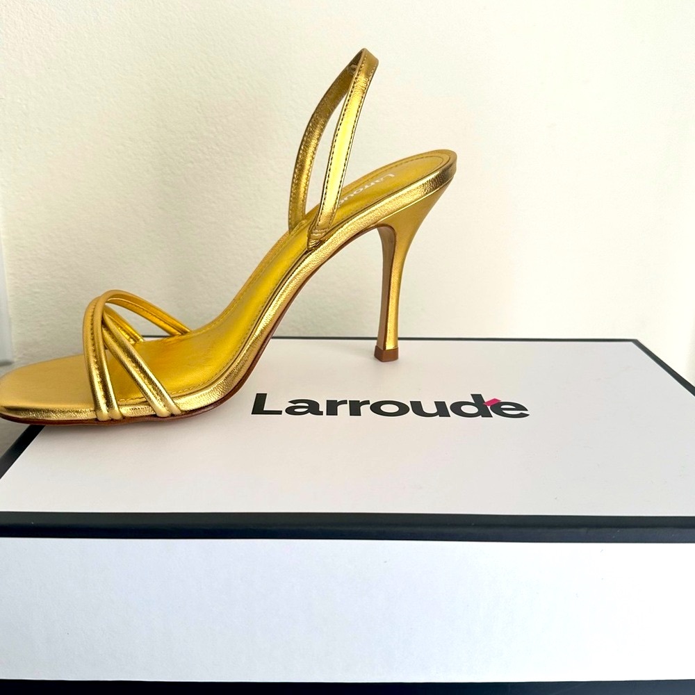 Larroude White and Black Shoe Box Set